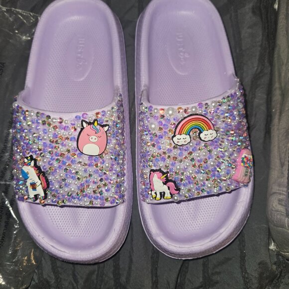 Sandals - Picture 2 of 4